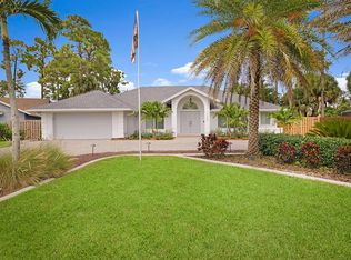 1086 Northumberland Ct, Wellington, FL 33414