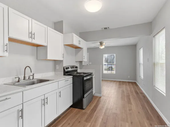 623 Blaine, San Antonio, TX 78202