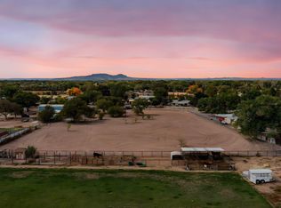 4 Palomas Rd, Los Lunas, NM 87031