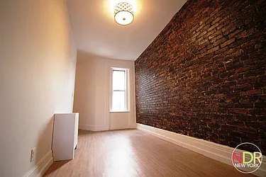 Rented by Next Door Realty NYC