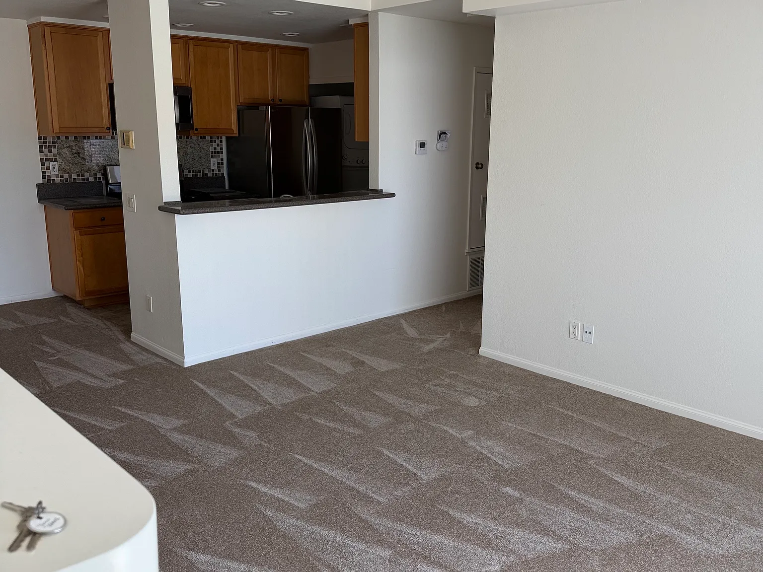 2 bed, 927 sqft, $2,895 — Photo 2