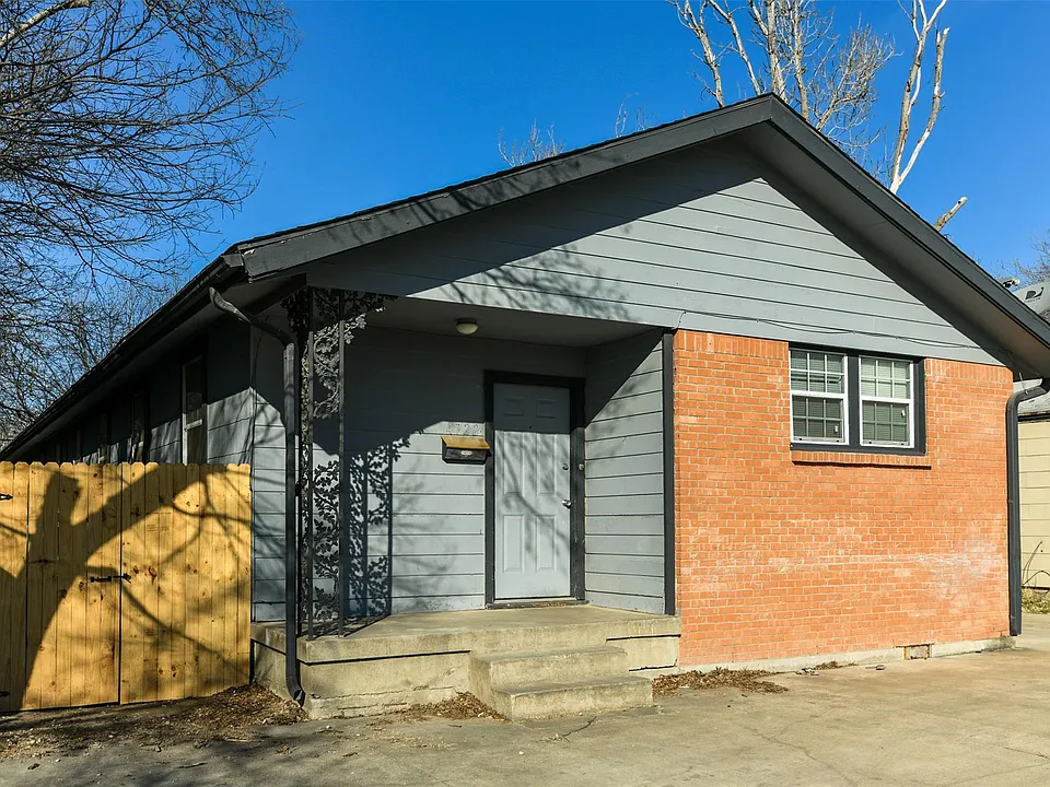 4722 McCart Ave #4722