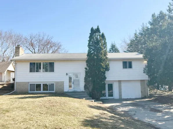 2850 Pilot Knob Rd, Eagan, MN 55121