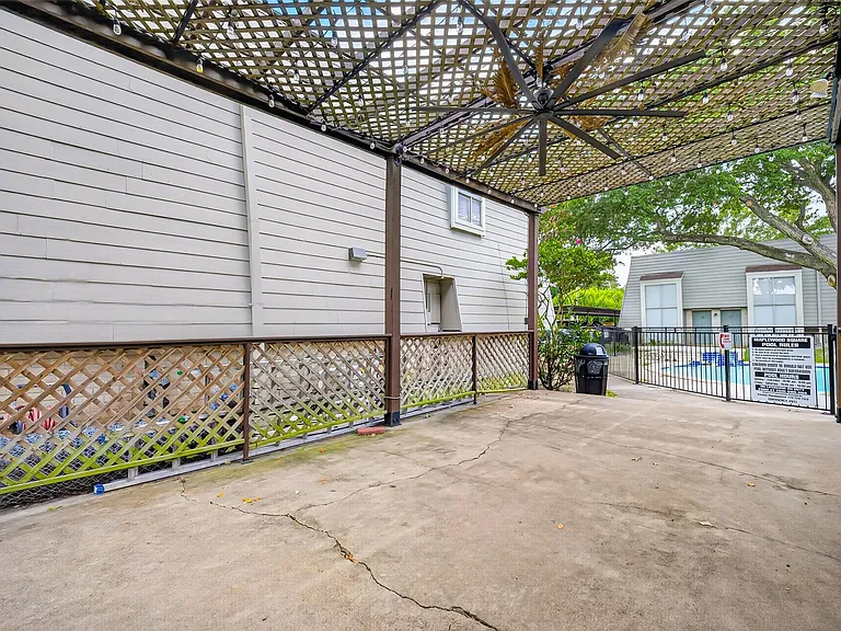 5929 Queensloch Dr #131 — Photo 32