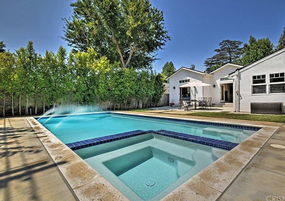 1st image of 5756 Cantaloupe Ave