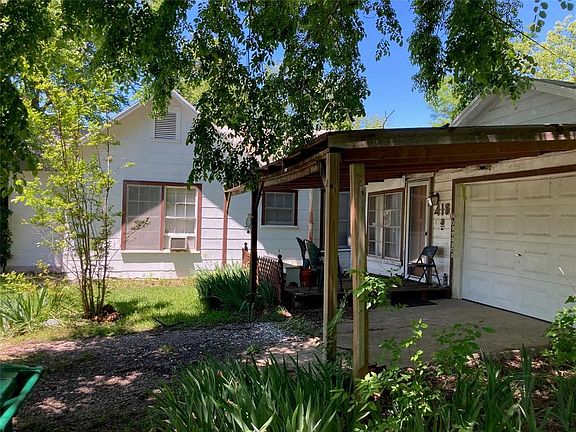 5th image of 418 Little St