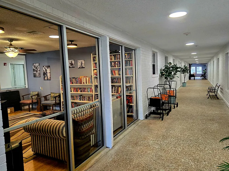 Silver Oaks Villas — Photo 16
