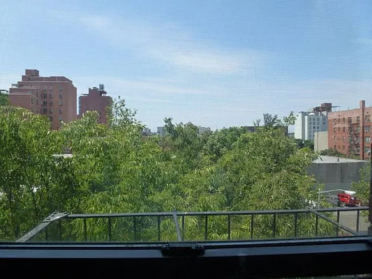 Rented by Calabrese Real Estate | media 7