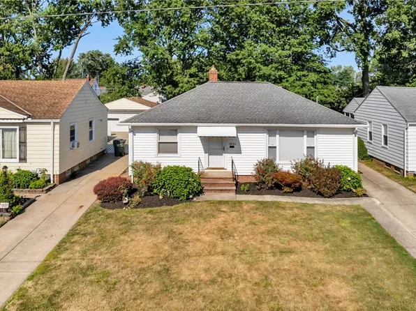 1806 Empire Rd, Wickliffe, OH 44092