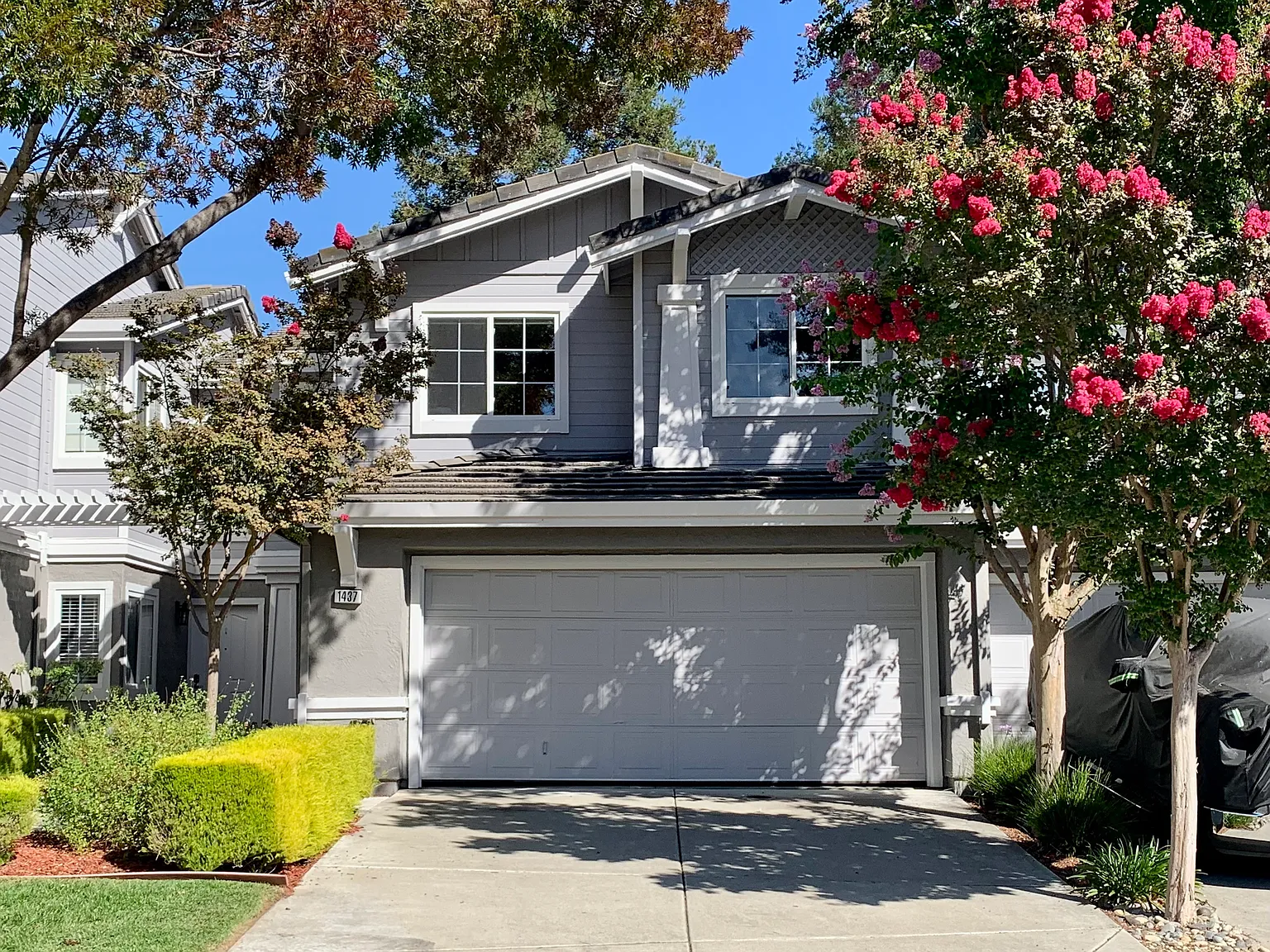 3 bed, 2.5 bath, 1840 sqft, $4,500 — Photo 1