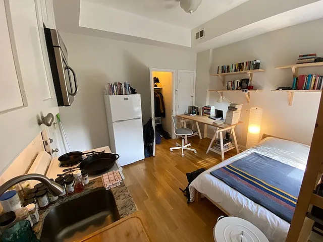 5206 S Harper Ave #2B — Photo 4
