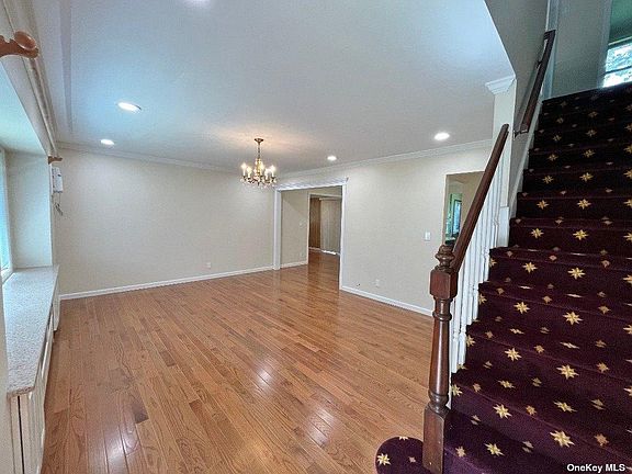 2nd image of 6 Radcliff Blvd