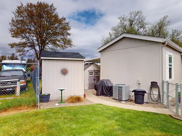 2423 SW Webster Rd, Grants Pass, OR 97526