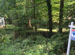 8905 Woodland Dr, Silver spring, MD 20910