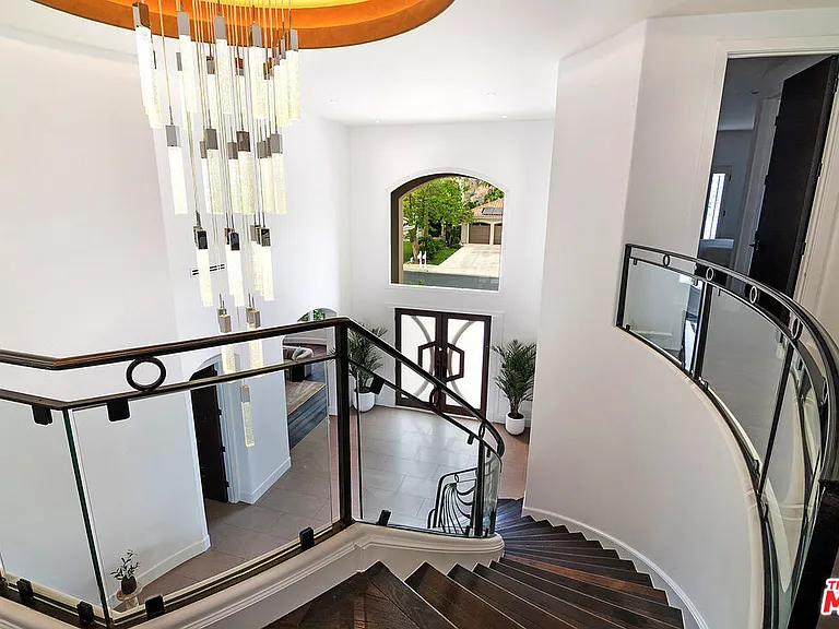 25522 Colette Way — Photo 14