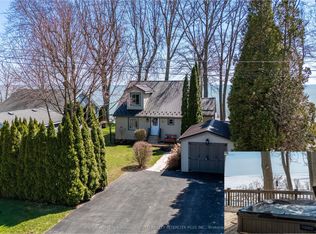 17 Bee St, Norfolk County, ON N0E1P0