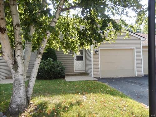 1st image of 51 Brookside Vlg #51