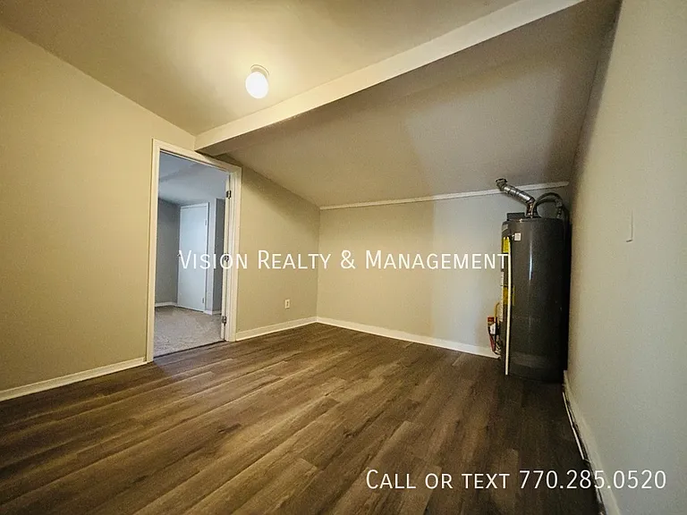 302 Mandeville Ave — Photo 15