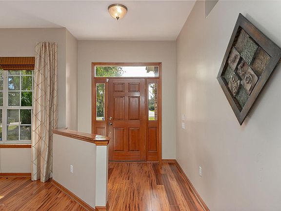 4th image of 3540 Charlton Pl