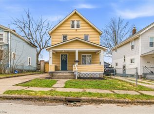 320 Fox Dr, Ashtabula, OH 44004