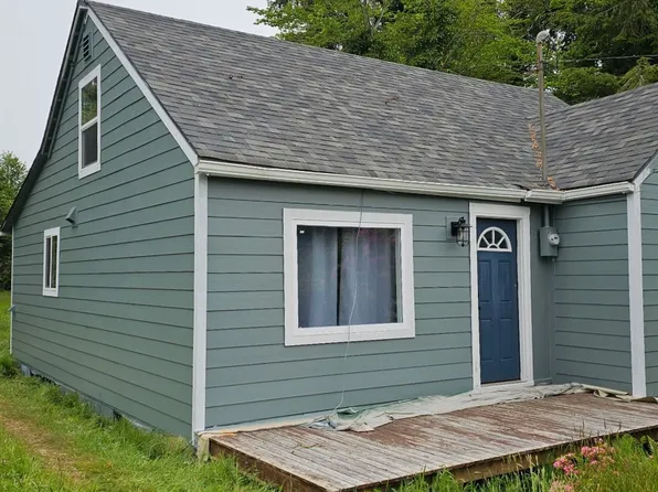 691 Copalis Beach Rd, Copalis Beach, WA 98535