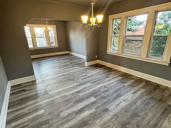5th image of 4020 Deodar St Unit B