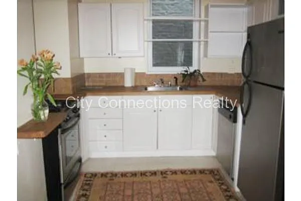 Rented by City Connections Realty | media 39