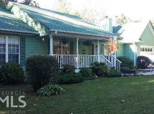 74 Hester Gap Rd, Cleveland, GA 30528