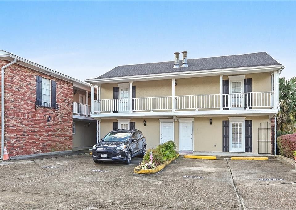 1st image of 4124 Chateau Blvd APT D