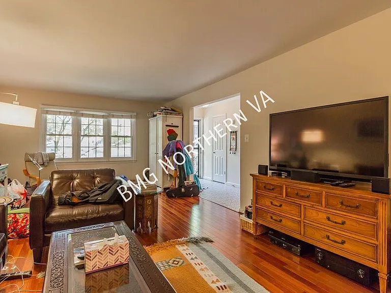 3019 Seven Oaks Pl — Photo 6