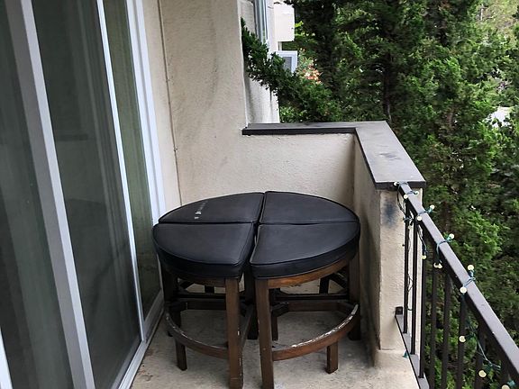partial vew of balcony