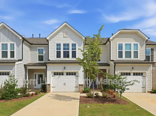 460 Glen Clova Dr, Raleigh, NC 27603