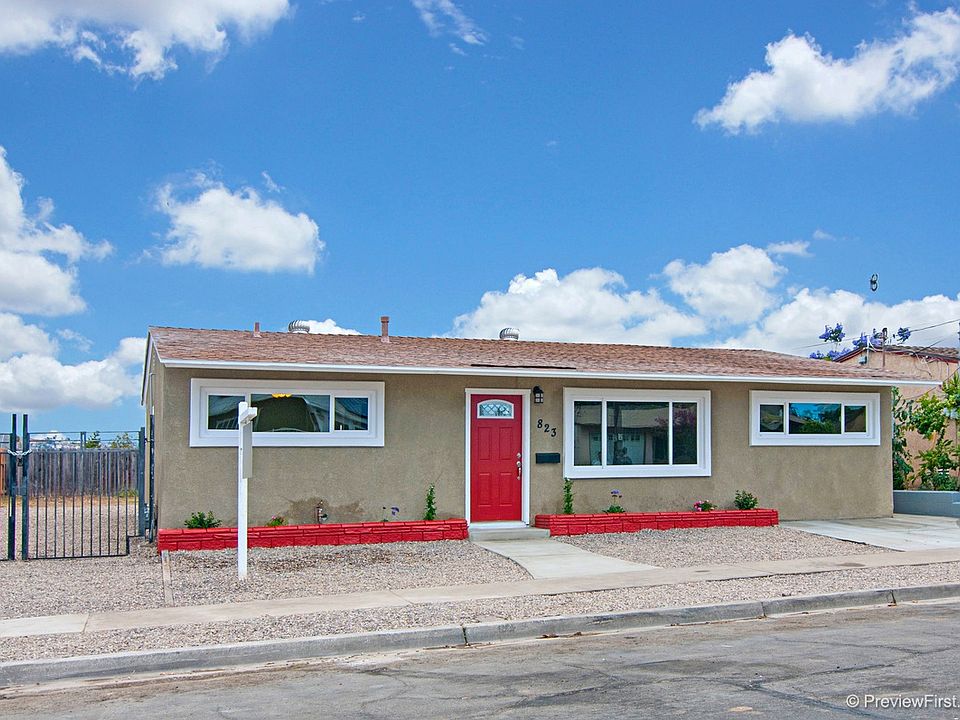 1st image of 823 Glencoe Dr