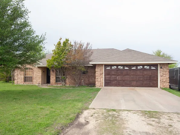 818 W 3rd St, Eddy, TX 76524