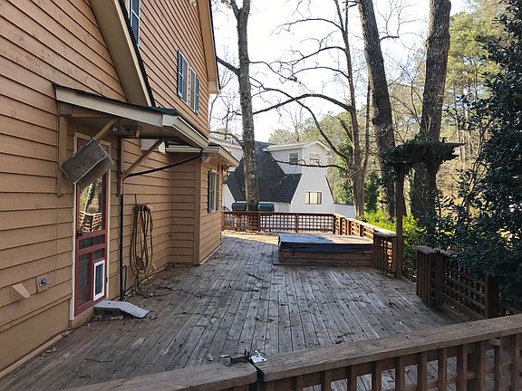5th image of 367 Windsor Farms Dr