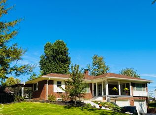 450 S Valley Ln, Greenwood, IN 46142