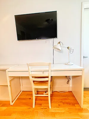 Rented by Corcoran | media 7