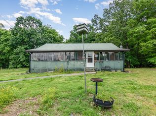 3144 N Hinton Rd, Clarksville, TN 37043