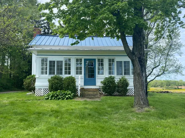 2639 North St, Granville, OH 43023