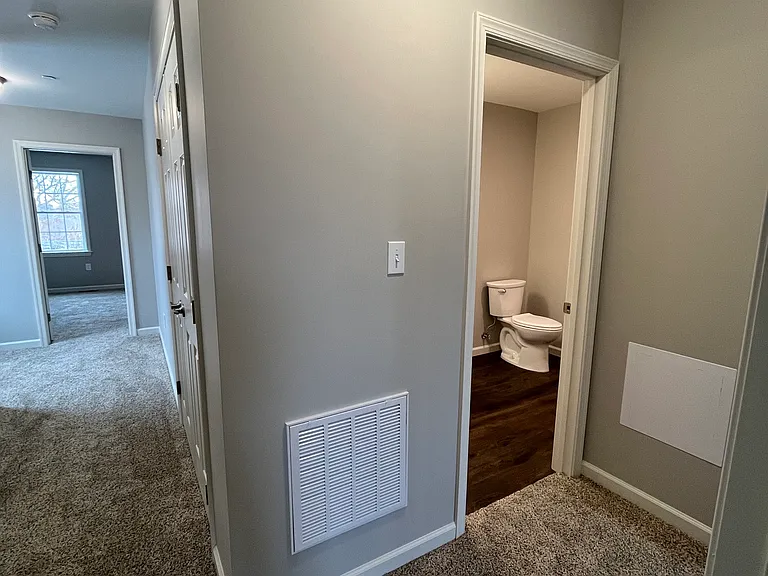 234 N Colonial Dr — Photo 24