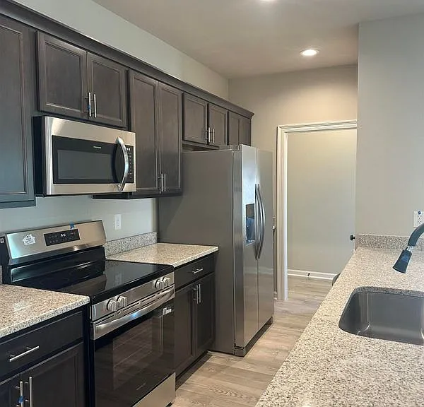 25717 Raines Ave — Photo 11