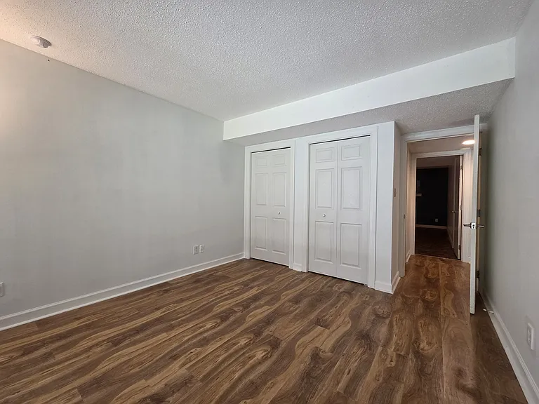 23 Longbow Ct — Photo 27