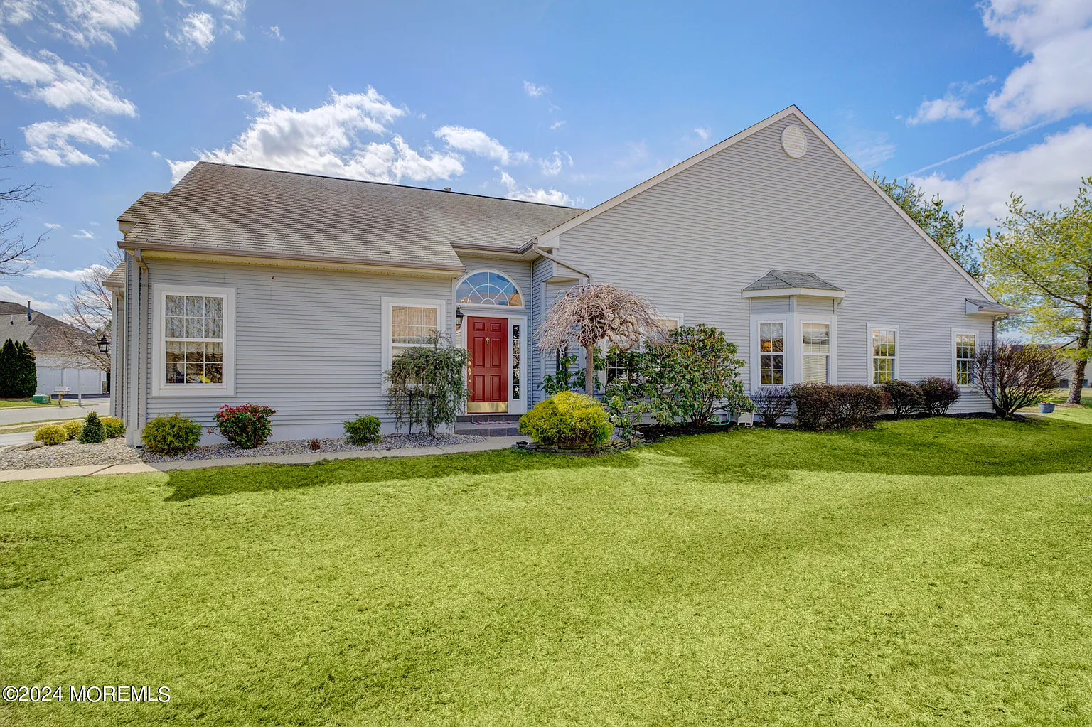 30 Rochford Drive photo 1