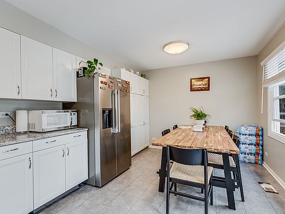 5th image of 2340 Portsmouth Ct