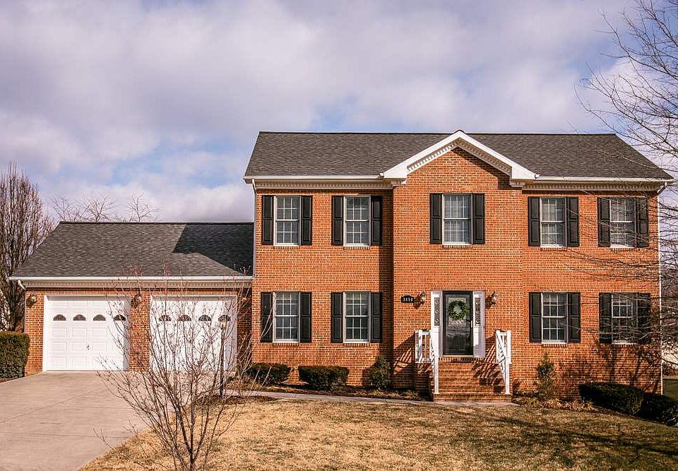 1st image of 3050 Baybrook Dr