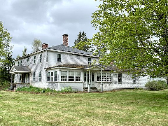 12th image of this home