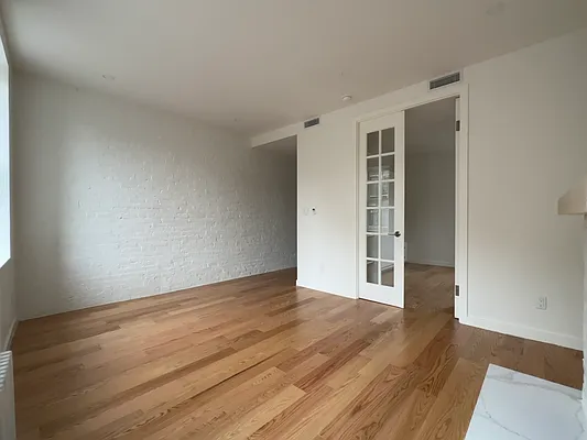 Rented by Keller Williams NYC | media 11