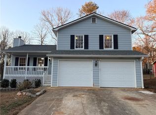 3015 Windwood Trl, Lawrenceville, GA 30044