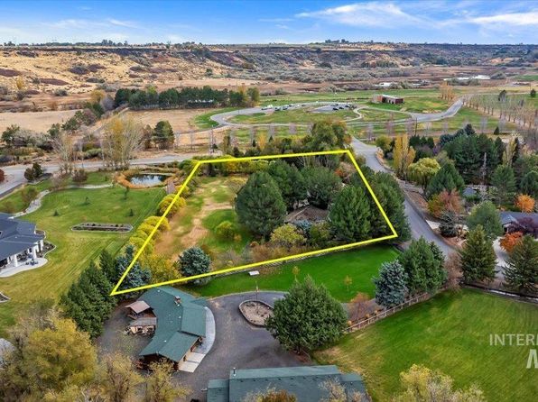 215 Willow Ln, Hagerman, ID 83332