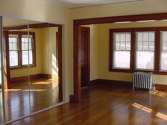 1st floor living room